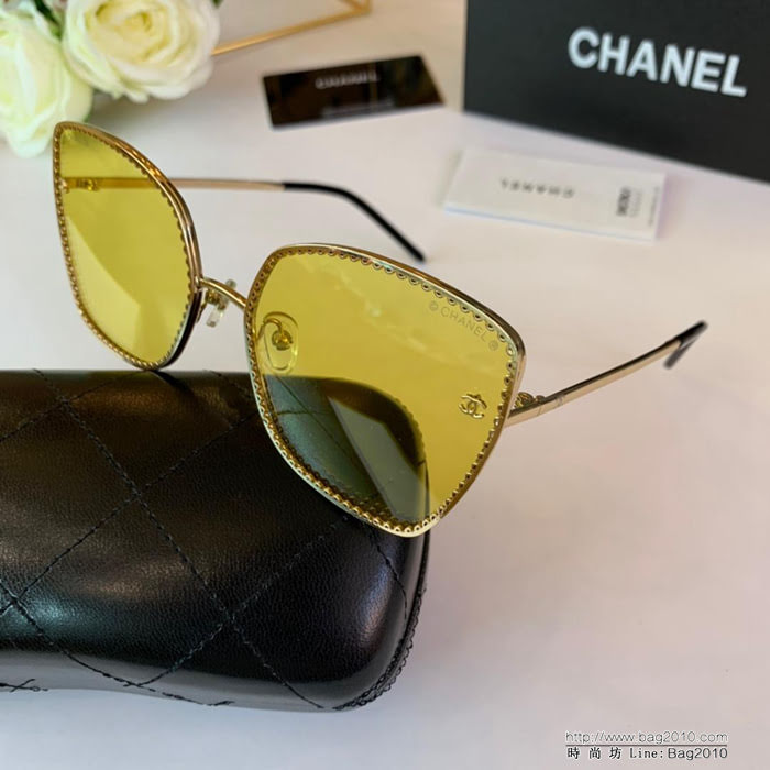 CHANEL香奈兒 CH71323 內花紋倆邊雙C Logo潮流爆款 時尚方框太陽鏡 高品質 網紅潮款墨鏡  lly1581